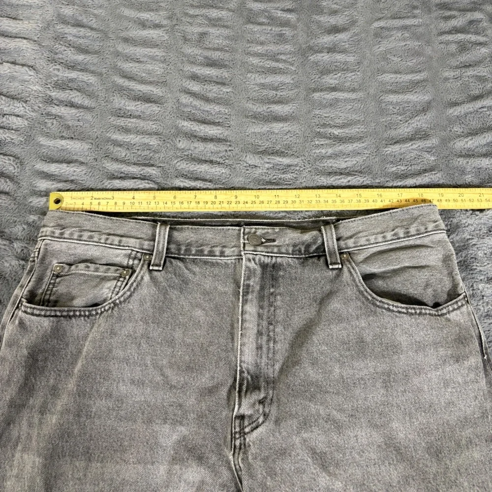 Levis 550 92 Relaxed Tapered Jeans Mens 38x30 Gray Faded Black Denim AQ537